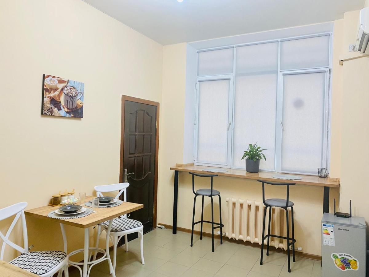 Like Home Rooms Almaty Exterior foto